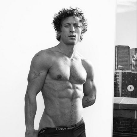 Jeremy Allen White Workout: How He Got Jacked For The Iron Claw